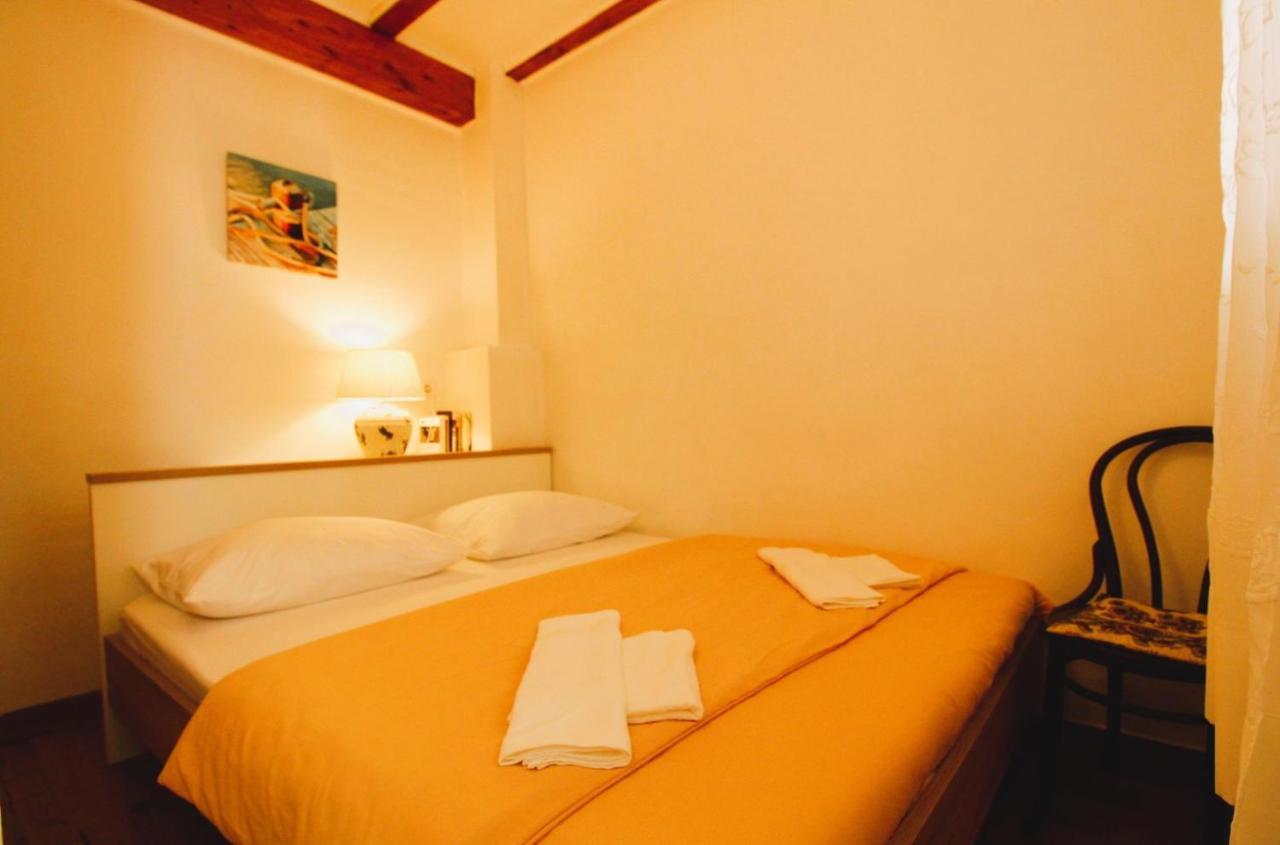 Korzo Rooms & Apartments Vis Eksteriør billede