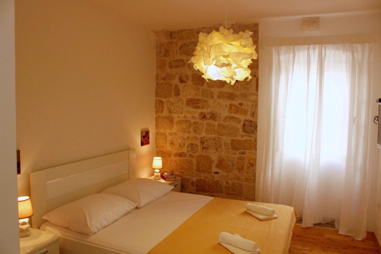 Korzo Rooms & Apartments Vis Eksteriør billede