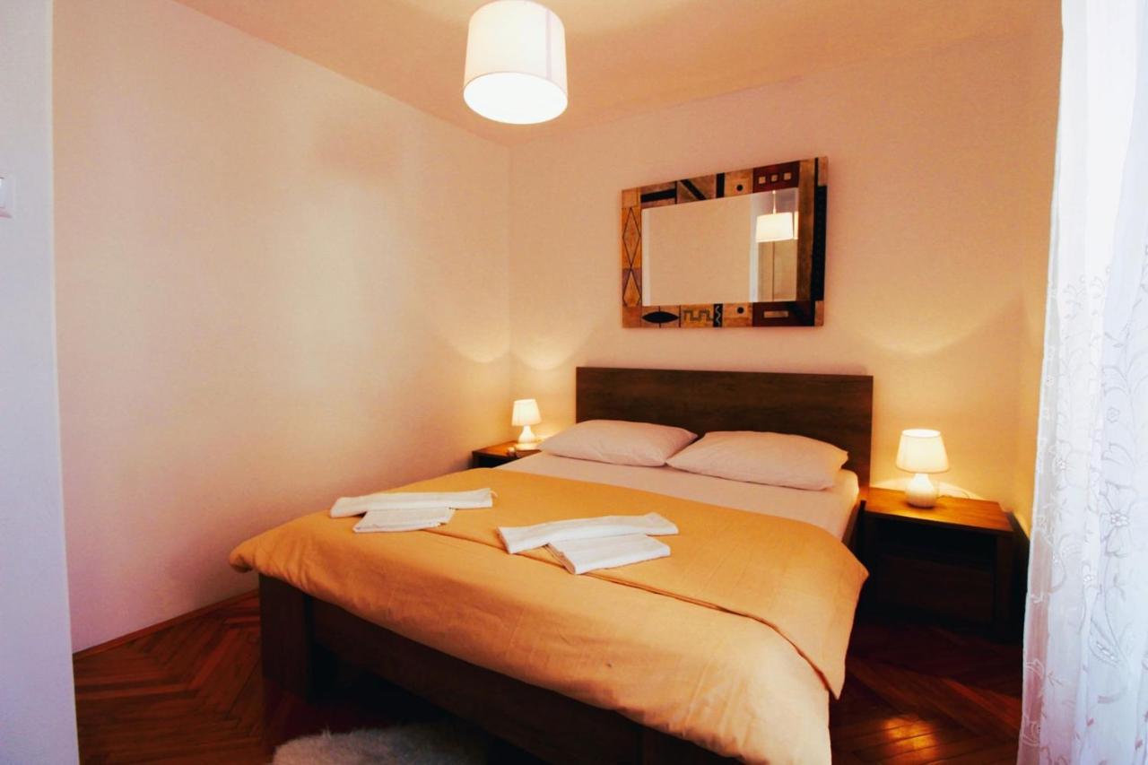 Korzo Rooms & Apartments Vis Eksteriør billede