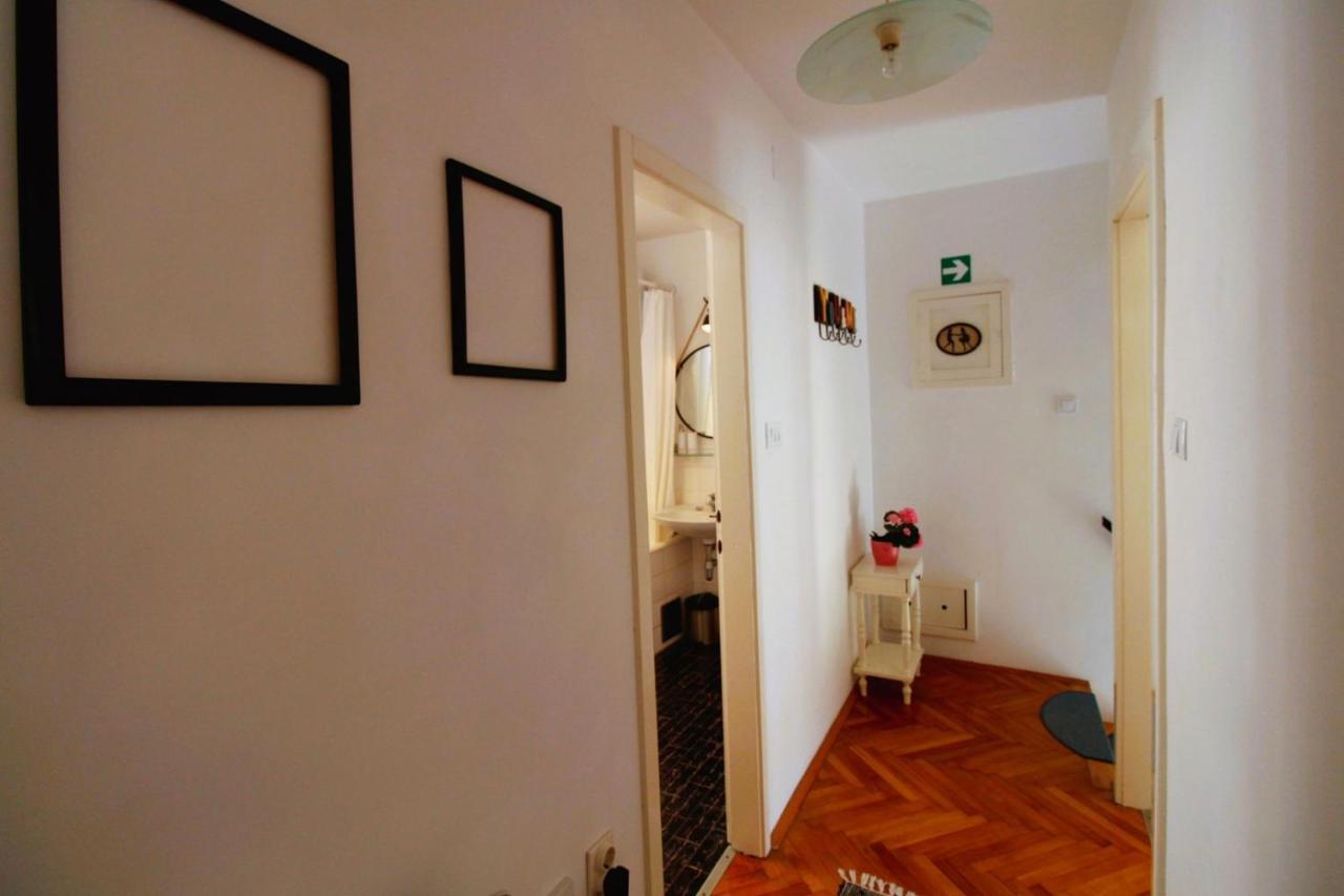 Korzo Rooms & Apartments Vis Eksteriør billede