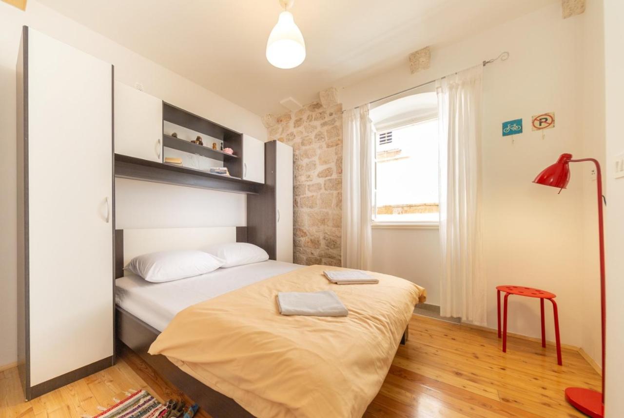 Korzo Rooms & Apartments Vis Eksteriør billede